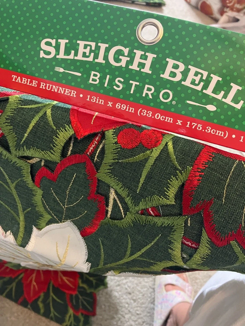 Holiday Poinsettia Table Runner - Red & White